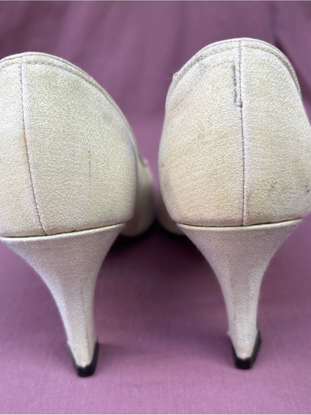 Vintage DOLCE by PIERRE Mint Green Satin Kitten Heels 7.5N Pearl Lace USA dance - Picture 6 of 10